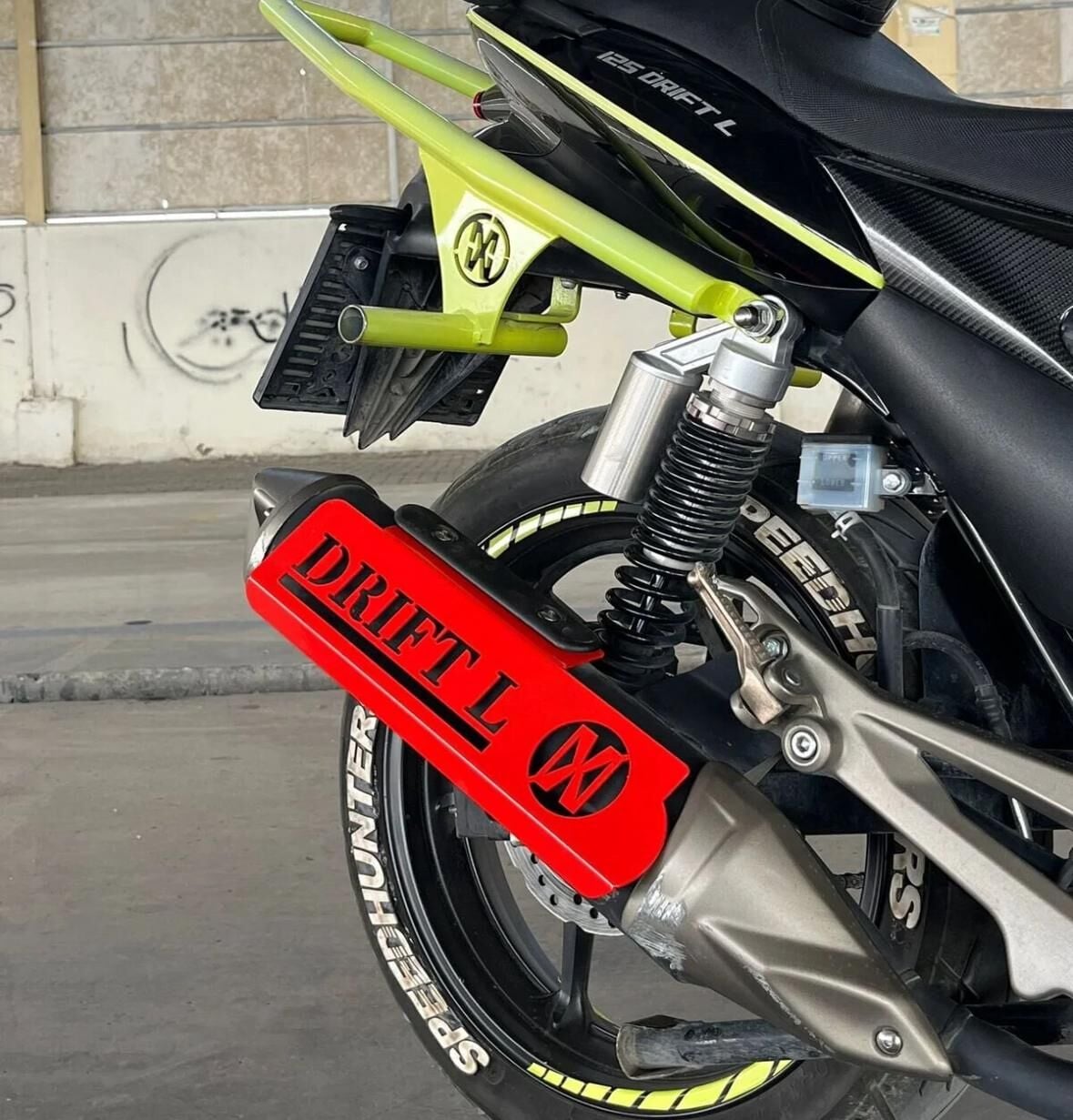 DRİFT L UYUMLU EGZOZ KORUMA KIRMIZI RENK